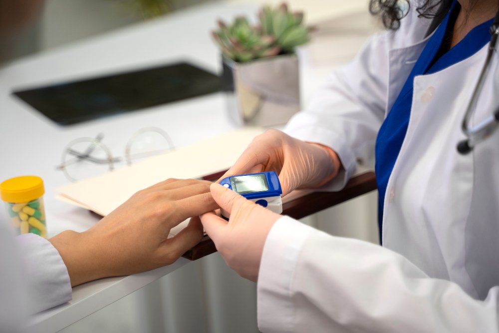 Comprehensive Test Services at Clinique Alpa 3 2149726924