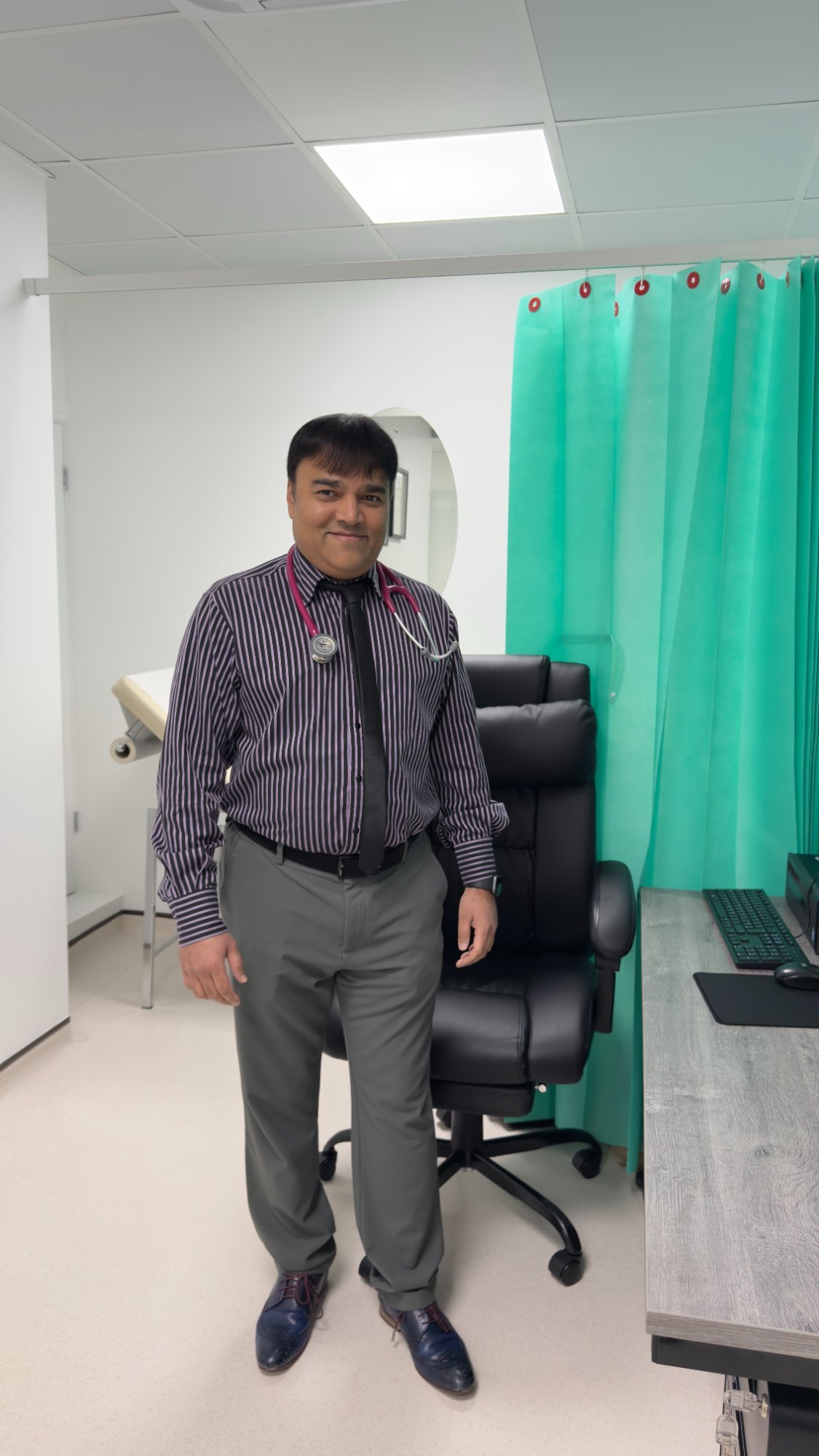 Clinical examination at Clinique Alpa private GP practice