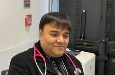 Private GP consultation room at Clinique Alpa