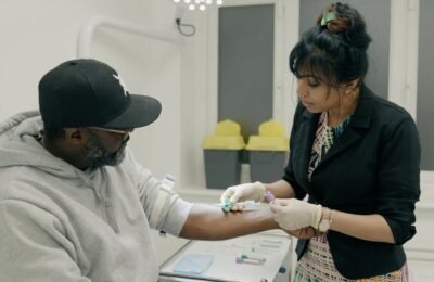 Clinical team at Clinique Alpa providing professional medical care