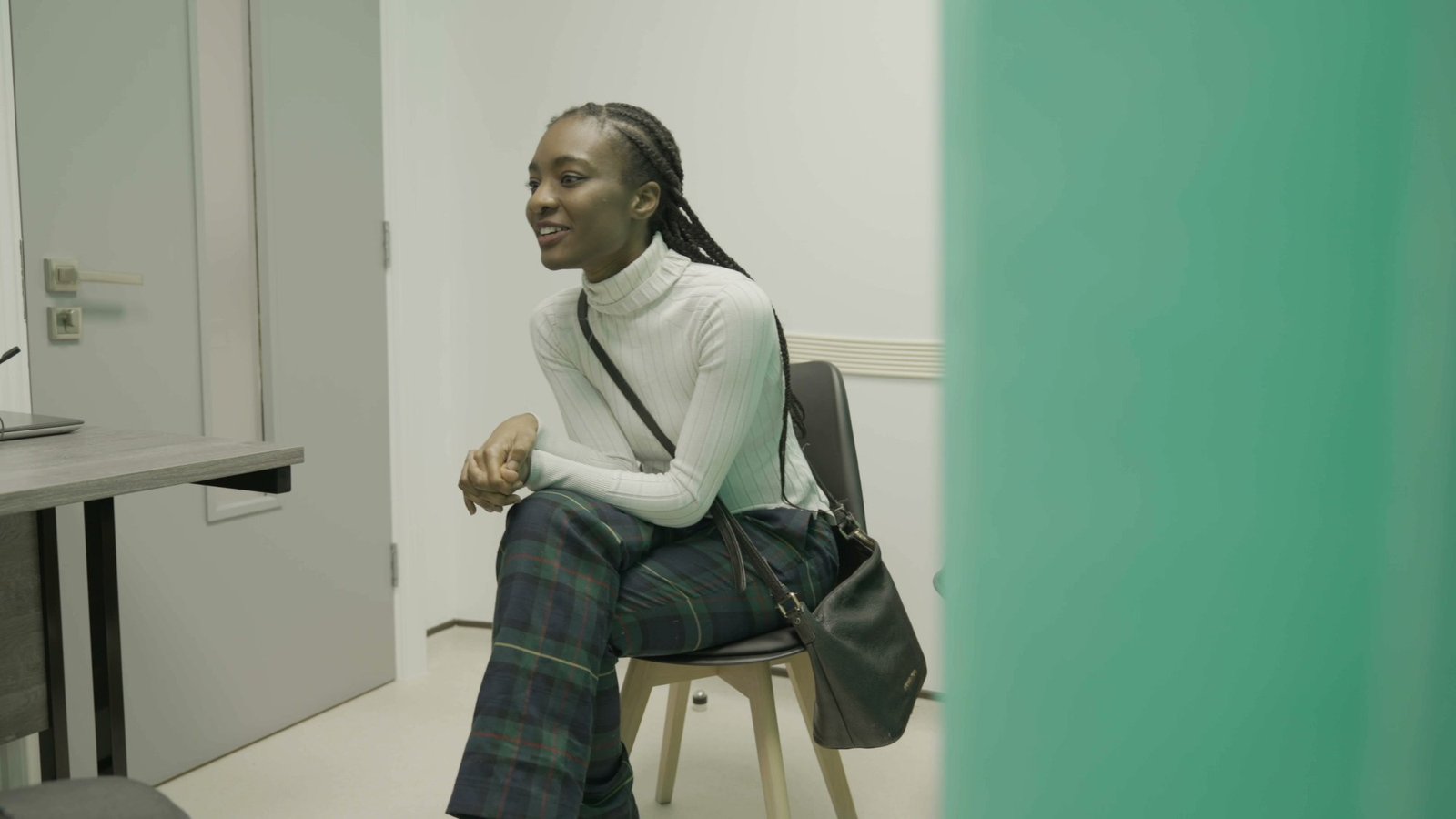 Patient attending a confidential sexual health consultation at Clinique Alpa, Palmers Green